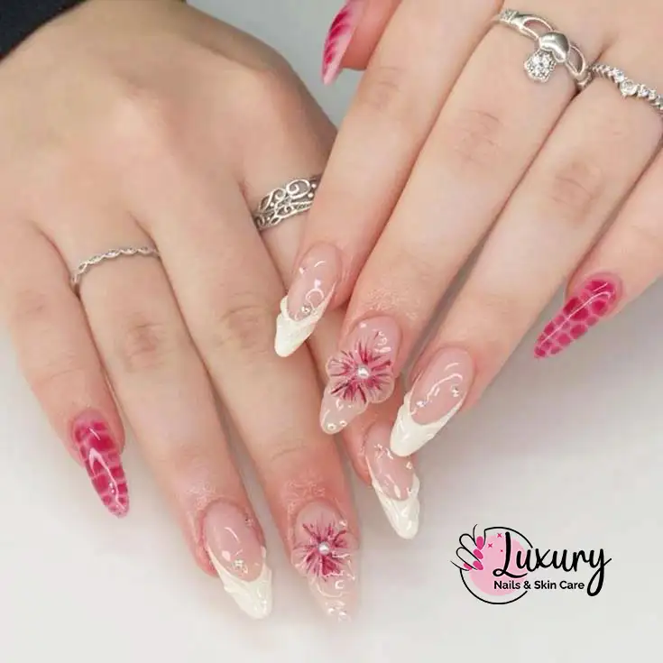 Nail salon La Crosse | Luxury Nails & Spa | WI 54601